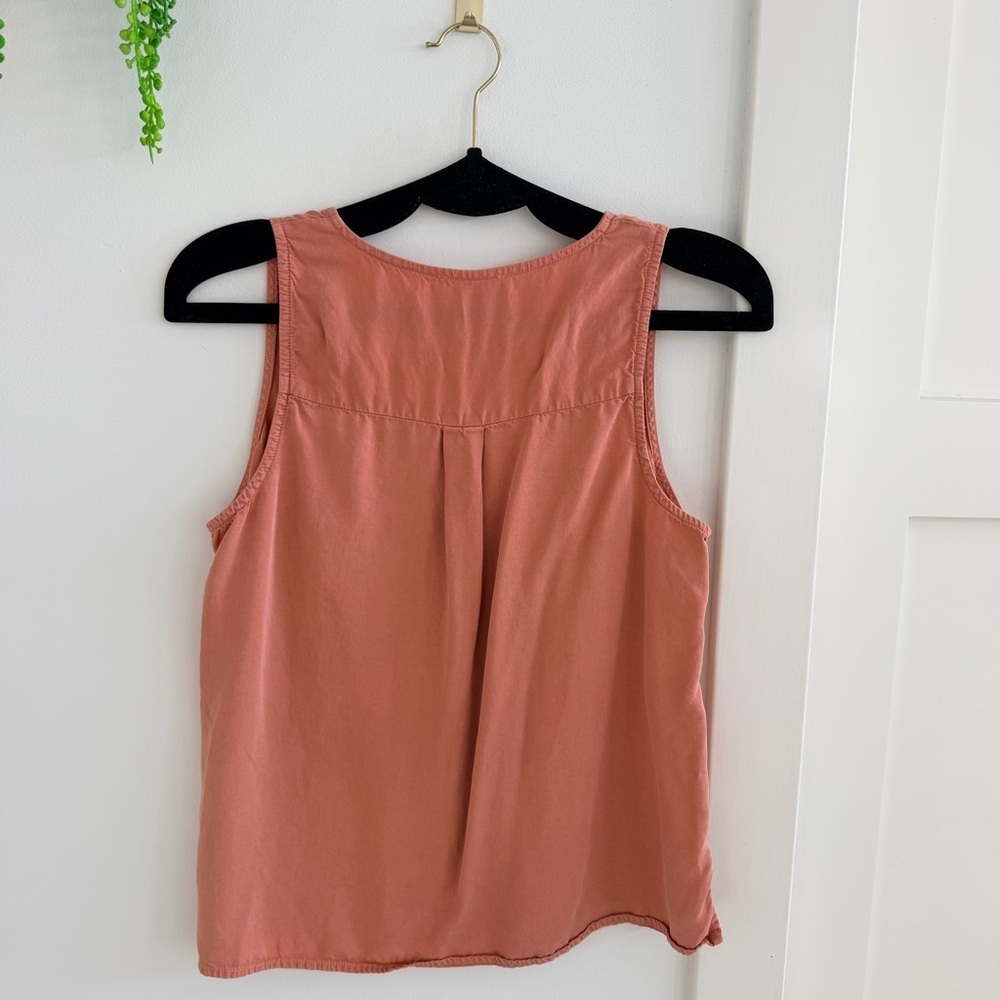 Everly Esther Pocket Tank Muted Terracotta V-neck Tank Top Women's Size Small - Picture 7 of 10